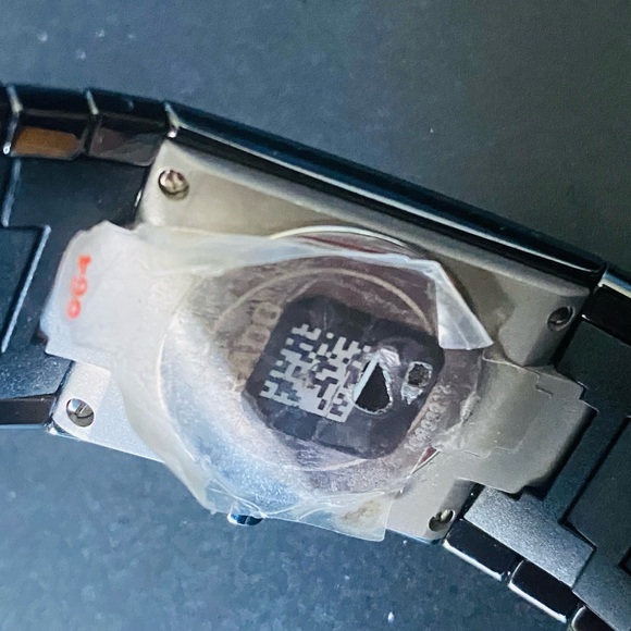 RADO Ceramic Case 4 Diamond Dial /Unisex Watch - Picture 10 of 12